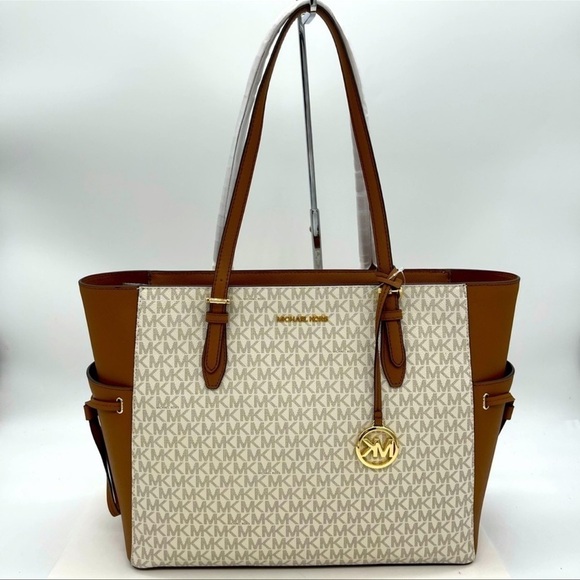 Michael Kors Gilly Large Drawstring Tote Bag Vanilla/Brown - Picture 1 of 12